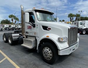 2022 Peterbilt 567