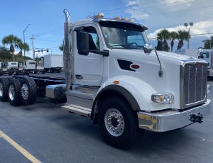 2025 Peterbilt 567