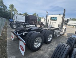 2025 Peterbilt 567