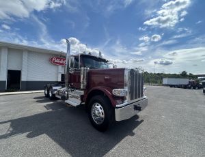 2025 Peterbilt 589