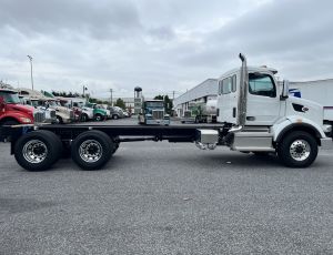 2025 Peterbilt 567