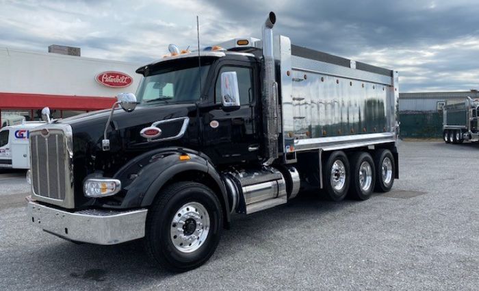 2025 Peterbilt 567