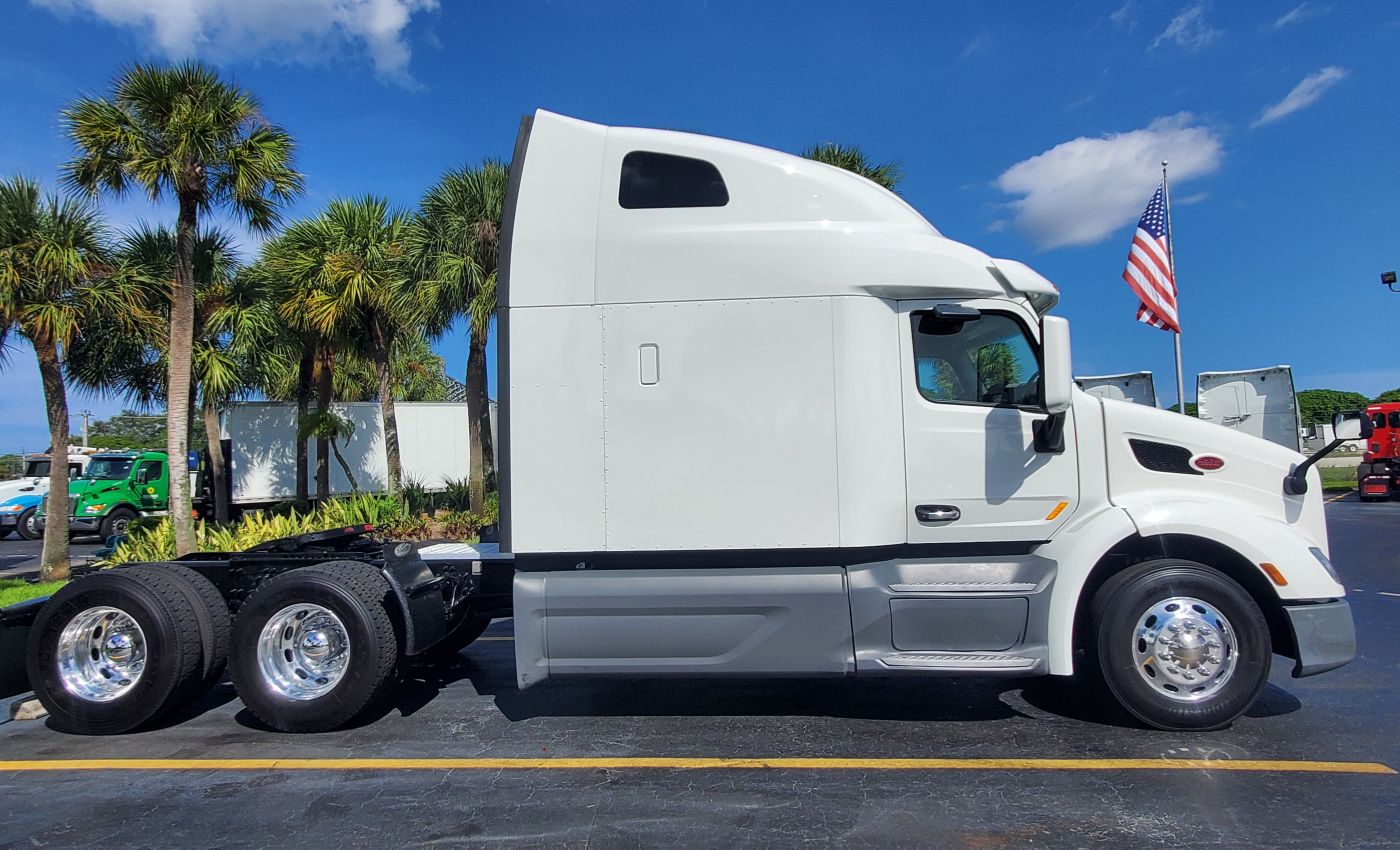 2022 Peterbilt 579