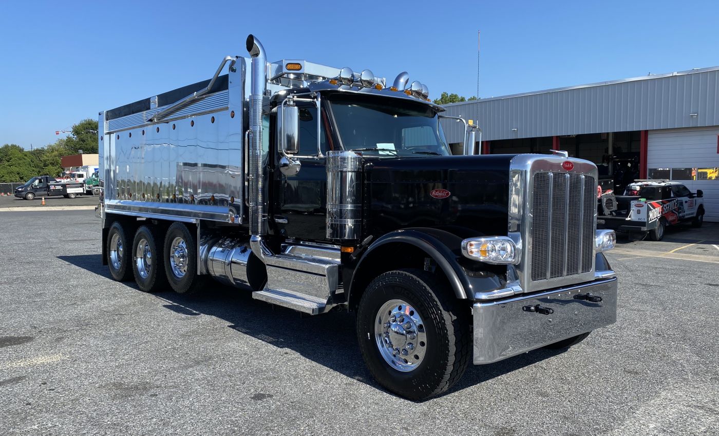 2025 Peterbilt 589