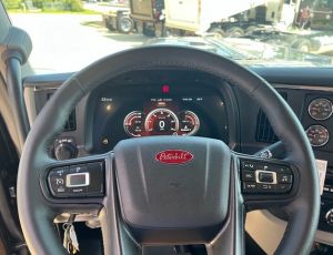 2025 Peterbilt 589