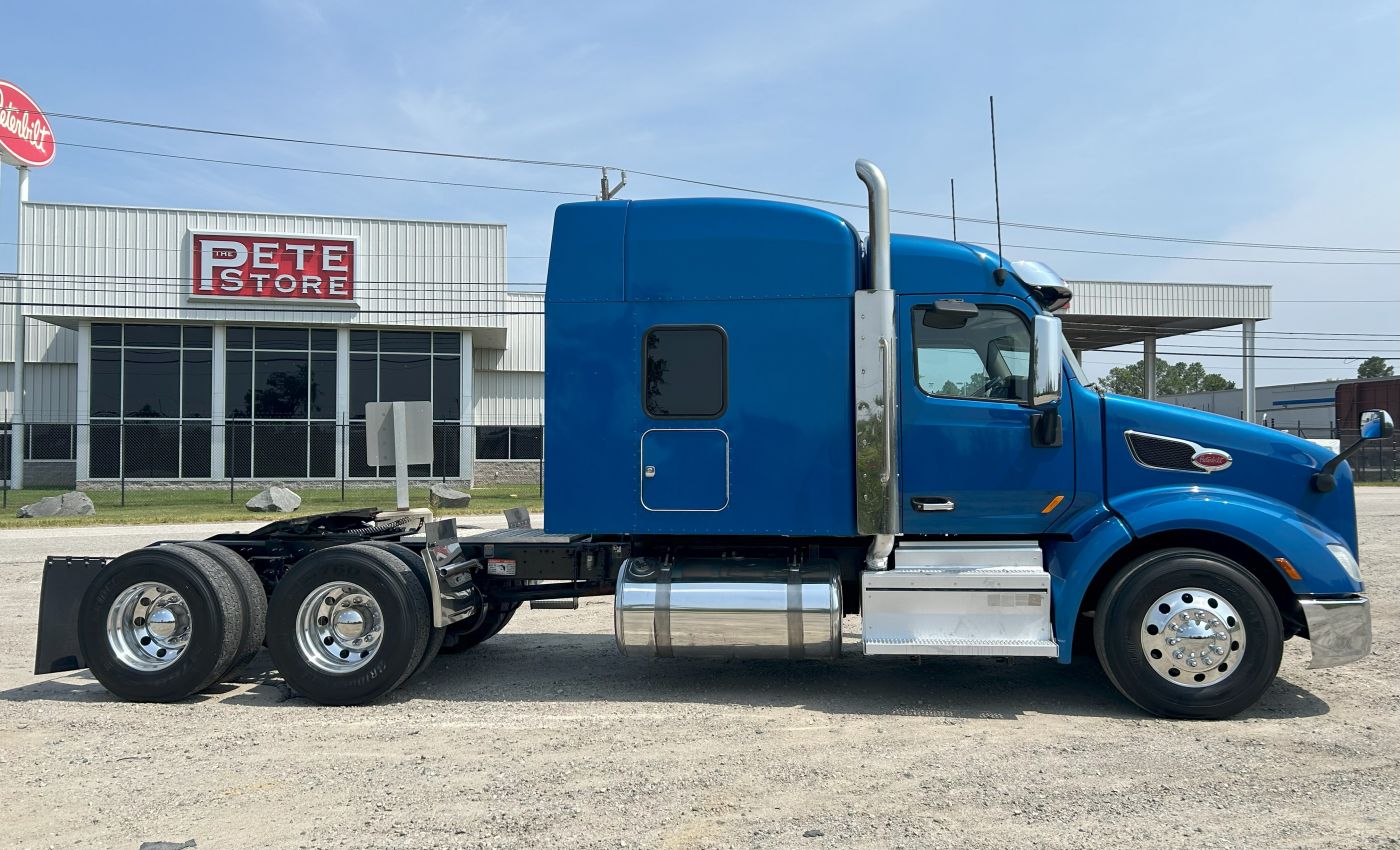 2021 Peterbilt 579