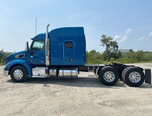 2021 Peterbilt 579