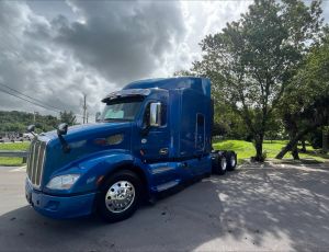 2019 Peterbilt 579