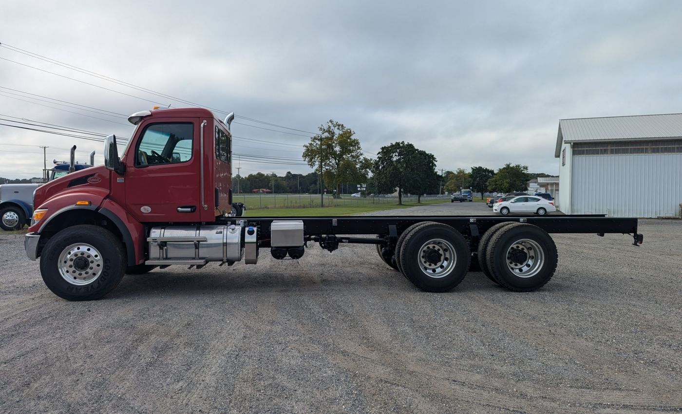 2024 Peterbilt 548