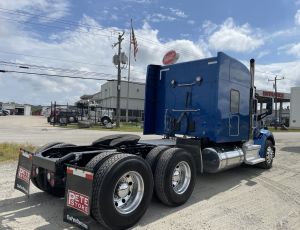 2020 Peterbilt 579