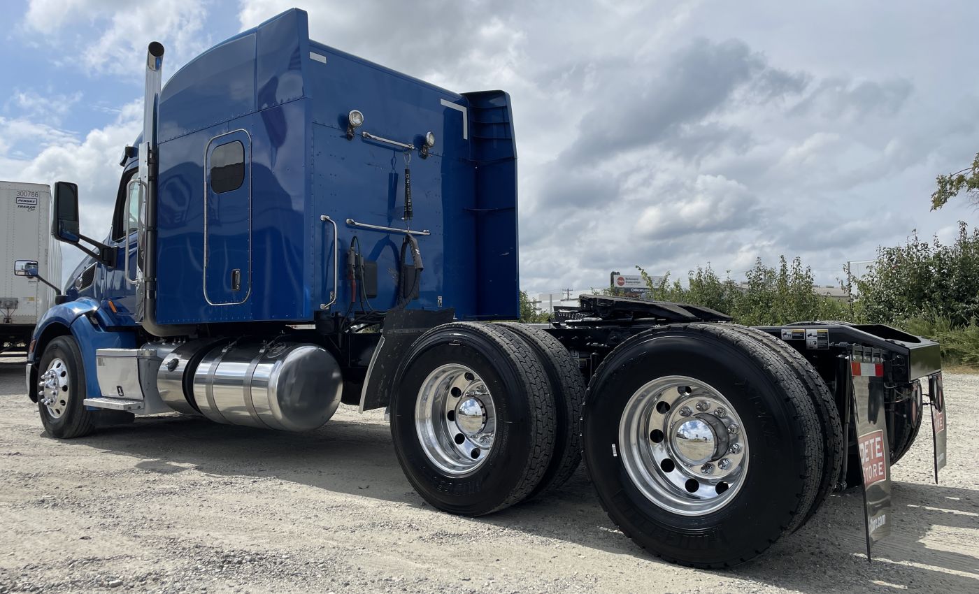 2020 Peterbilt 579