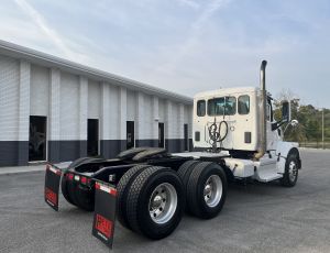 2021 Peterbilt 567