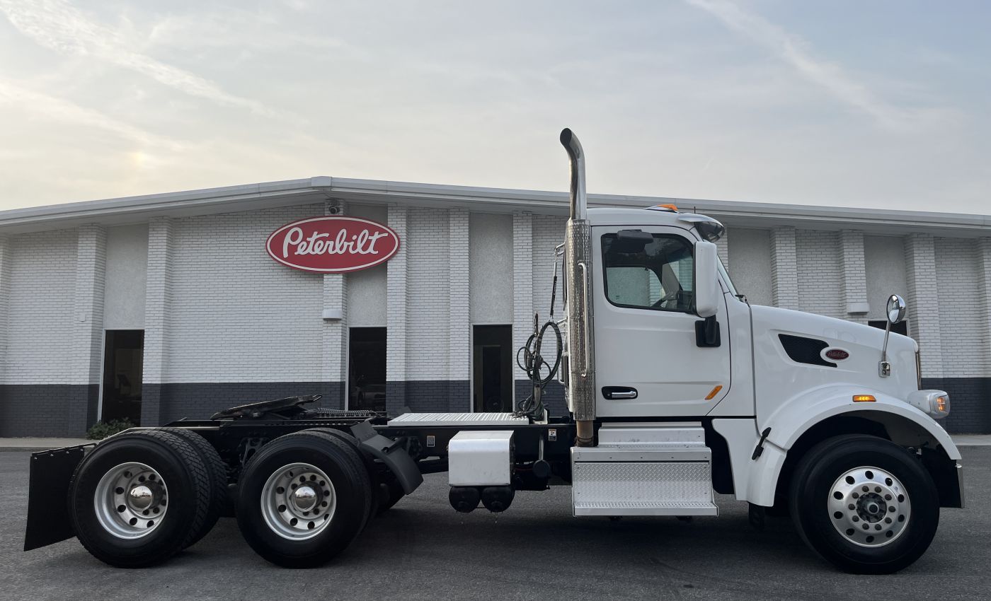 2021 Peterbilt 567