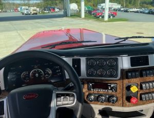 2025 Peterbilt 589