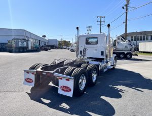 2025 Peterbilt 589